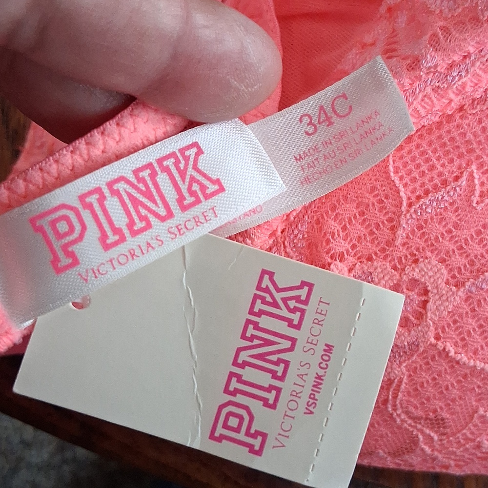 New Pink Victoria's Secret Vibrant Lace Push Up Bra Size 34C - Picture 6 of 9